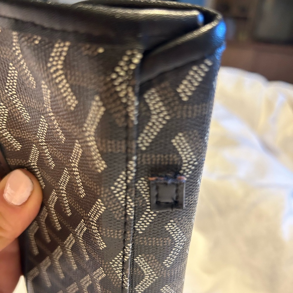 Wallet/pouch - Picture 10 of 11
